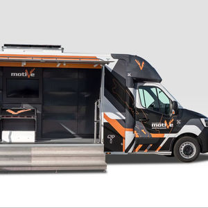 Food truck disponible à la vente - Product Image 1