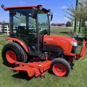 Tracteur Kubota B2650 4WD d'occasion/neuf - Product Image 3
