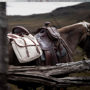 Sacs de selle de cheval en cuir élégants avec logo personnalisé créé pour la durabilité et le confort du cavalier adapté au vrac en gros - Product Image 4