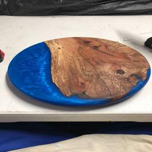 Planche à découper en bois d'acacia faite à la main forme ronde durable et facile à nettoyer pour trancher les fruits au fromage - Product Image 4