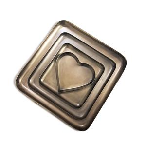 Bandeja decorativa navideña Bandeja redonda de aluminio y madera Plato de servicio de hoteles Bandeja de mesa hecha a mano para servir alimentos - Product Image 5