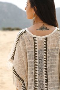 Caftan de festival tribal bio respirant Boho Nomad Festival Wear pour les déesses Nomade Fringe Design - Product Image 2