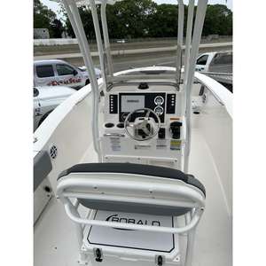 Nouveau produit de fournitures marines Robalo R202EX 2025 - Product Image 2
