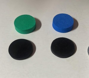 Gran aumento 6X Poly Cork Plugs 5mm 28 Calibre - Product Image 1