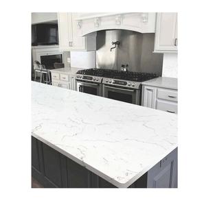 Dalle de comptoir en pierre de quartz poli de grande taille avec finition douce au toucher pour comptoir polyvalent - Product Image 1