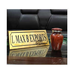 Urnas de cremación de recuerdo de aluminio/latón de estilo europeo/americano con acabado personalizado del vendedor indio a un precio razonable - Product Image 1