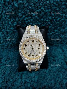 Montre de qualité supérieure entièrement glacée VVS Clarity Moissanite Montres en diamant clouté Élégance étincelante pour toutes les occasions - Product Image 6