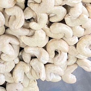 Ventas calientes Anacardos orgánicos de alta calidad Ww210 Ww240 Ww320 Fábrica de Santigo en Vietnam OEM, ODM - Product Image 1