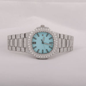 Reloj de Pulsera Moissinatie con Diamantes para Mujer, con Esfera Azul Numérica, Diseño Personalizado de Lujo Hecho a Mano, Reloj Completamente Cubierto de Diamantes - Product Image 1