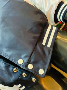 Venta al por mayor de ropa para hombre Casual impermeable liso a prueba de viento chaqueta de Softshell barato suave lana negro rojo OEM bolsillos Spandex - Product Image 4