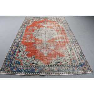 พรมตุรกีโบราณขนาดใหญ่ ลายปะติดสีแดง ทำจากขนสัตว์ ขนาด 56x8.7 ฟุต (172x266 ซม.)  ฐานรองทำจากยางพาราเป็นมิตรกับสิ่งแวดล้อม สไตล์ดั้งเดิม - Product Image 1