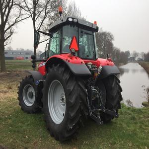 Tracteur Massey Ferguson série MF 6700 de qualité supérieure avec offres de gros et options d'achat pour tous les besoins agricoles - Product Image 6