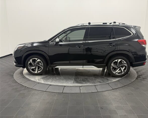 Subaru Forester Touring 2023 Usado con Descuento, LHD/RHD - Product Image 6