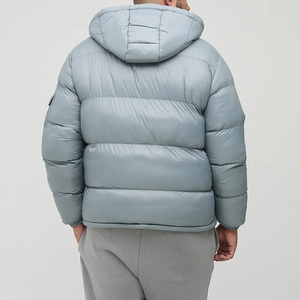 Veste matelassée légère à logo personnalisé pour hommes Veste matelassée à bulles d'hiver à col à capuche en plumes de canard de haute qualité pour hommes - Product Image 5