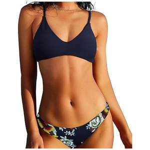 Bikini con estampado de leopardo Diseño de cuerda simple con decoración de encaje Acento de diamantes de imitación Traje de baño de verano de dos piezas Ropa de playa - Product Image 1