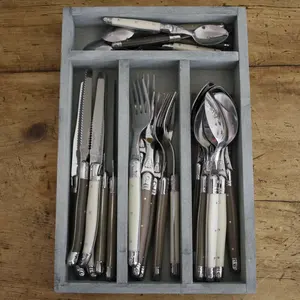 Ensemble de couverts au design classique de luxe en acier inoxydable avec finition dorée, parfait pour les repas au restaurant et la table élégante - Product Image 2