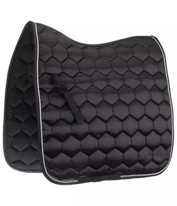 Tapis de selle d'équitation sur mesure Design différent antidérapant pour sauter Styles occidentaux coton rempli vous a apporté Logo personnalisé - Product Image 4