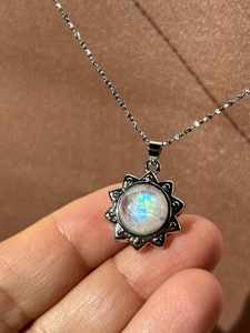 Collier pendentif soleil en pierre de lune naturelle fait à la main bijoux en pierres précieuses flash bleues avec chaîne en argent sterling de 20 à 22 pouces en option - Product Image 5
