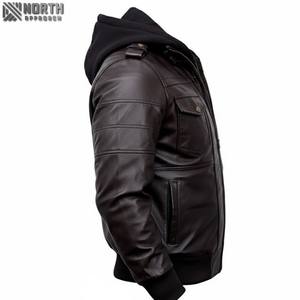 แจ็กเก็ตหนังแท้สีดำสำหรับผู้ชายดีไซน์แบบมีฮู้ดกันลมถอดได้และภายในที่มีประสิทธิภาพสูงสำหรับสภาพอากาศหนาวเย็น - Product Image 3