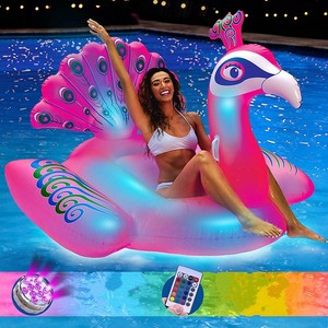 מסיבת בריכת טווס מתנפח זוהרת LED - ציפה של טווס זוהר באיכות גבוהה עם שלט רחוק - Product Image 4