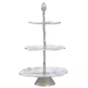 Soporte de metal para pastelería y cupcakes durante reuniones familiares y eventos especiales de Decor IMPEX - Product Image 2