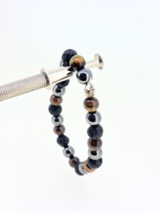 กำไลลูกปัดหินลาวาและตาเสือทำจากเงินแท้925แท้สีดำแร่เฮมาไทต์ธรรมชาติหินลาวาและพลอยตาเสือสำหรับงานแต่งงานของผู้หญิงโอกาสในปาร์ตี้ - Product Image 4