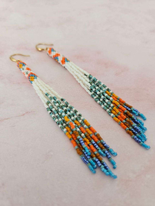 Boucles d'oreilles brodées à la main Motifs ethniques légers pour femmes Beaux bijoux - Product Image 5