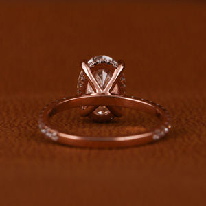 Anillo de diamante cultivado en laboratorio de oro macizo de 14 quilates, juego de pavé de Halo oculto, compromiso de oro rosa de corte ovalado de estilo clásico con certificado IGI - Product Image 3