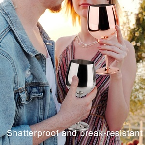 Verre à vin en acier inoxydable Divris 300 ml, design moderne et minimaliste, gobelet à long pied rond pour les fêtes - Product Image 3
