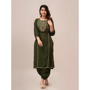 Green <b>Satin</b> Sequin Kurta with Three-Quarter Sleeves and <b>Pyjamas</b> for Women - Product Image 2