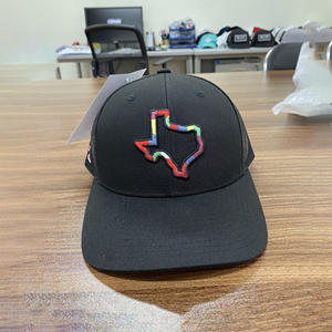 Casquette de camionneur texane noire structurée à 6 panneaux avec logo personnalisé, fabriquée dans l'usine Injae Vina, style quotidien à la mode pour tous - Product Image 1