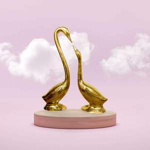 Statue de cygne en laiton artisanale, symbole de l'amour et de la grâce - Product Image 3