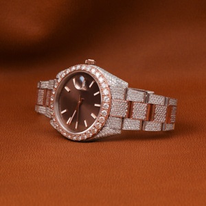 นาฬิกาเพชรสำหรับผู้ชายหน้าปัดสีโรสโกแลตแบบคลาสสิกสองสีขาวเต็มรูปแบบทำจากเพชรที่ปลูกในห้องปฏิบัติการ - Product Image 1