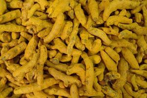 Curcuma entier séché de qualité supérieure provenant du Vietnam - Product Image 5