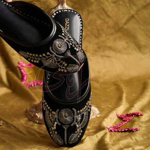 Chaussures d'extérieur pour femmes de qualité supérieure et durables, semelle extérieure en cuir antidérapante, dessus en daim et velours, toutes saisons, décontractées - Product Image 6