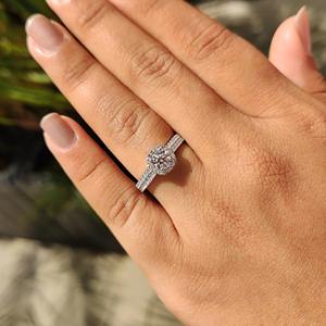 แหวนเพชรทรงกลมขนาด 2.00-5.00 กะรัต ได้รับการรับรองจาก IGI เพชรเพาะเลี้ยงในห้องปฏิบัติการ ดีไซน์วงแหวนสองแถวแบบฝังเพชร  ทอง 10K/14K/18K /PT950/S925 - Product Image 6