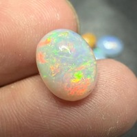 Opale d'Éthiopie naturelle 2050 carats ovale Welo Fire Cabochon poli à la main, pierre précieuse blanche de guérison, bijou à changement de couleur (troisième changement)