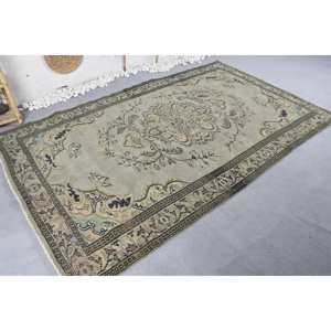 Alfombra de lana turca Vintage diseño clásico de retazos en Blanco y Negro estilo rectangular de 5,4x8,7 pies con respaldo de látex para sala de estar - Product Image 4