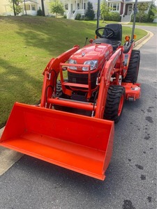 Tracteur compact à roues Kubota B2320 4WD de qualité supérieure avec chargeur LA304, tracteur utilitaire agricole de 30 CV - Product Image 4