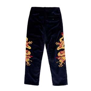 Pantalon de survêtement pour homme Maharishi, broderie Dragon Soleil Doré, 100% Coton Velours, Coupe Ample Évasée, en Molleton Teint - Product Image 2