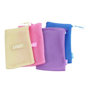 Sacs en filet avec cordon de serrage, logo personnalisé, légers, durables, respirants, pochette de rangement réutilisable, organisateur de voyage, sac anti-poussière - Product Image 1