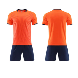 Uniforme de football athlétique pour hommes Short de maillot de football léger respirant à séchage rapide Kit de sport d'entraînement en plein air - Product Image 2