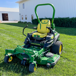 Tout neuf pour la tondeuse à gazon industrielle John Deere Z994R à conduite assise, moteur diesel à rayon de braquage nul, doté d'une pompe à moteur principale - Product Image 1
