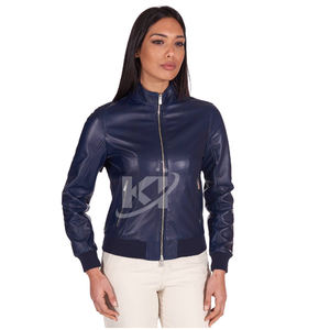 Premium femmes 100% véritable peau de mouton haute qualité doux et lisse Bomber veste en cuir fait à la main 2024 au Pakistan - Product Image 1