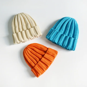 Gorros de invierno con logotipo personalizado para niños recién nacidos, gorros de punto cálidos multicolores, imagen rizada de esquí cómoda a la moda, común - Product Image 1