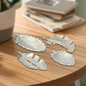Plateau de service de fruits à bord médiéval élégant Plats en métal faits à la main Plaques Feuille Design Disponible Différents styles pour la décoration de la maison - Product Image 5