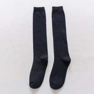 Chaussettes de sport unisexes en polyester de qualité supérieure pour hommes, mi-mollet, logo personnalisé, respirantes et antidérapantes pour le football, vente en gros - Product Image 6