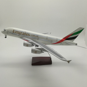 เครื่องบินจำลองขนาดใหญ่ 46 ซม. 43 ซม. รุ่น A380 A350 A320 Boeing777 747 787 ของที่ระลึก มีเสียง มีไฟ สามารถเลื่อนได้ ทำจากเรซิ่น เหมาะสำหรับเป็นของขวัญโฆษณา - Product Image 2