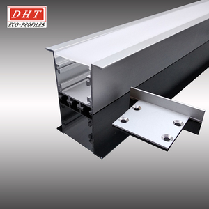 Couvercle en Polycarbonate blanc pour lampe LED linéaire, fans en Aluminium - Product Image 5