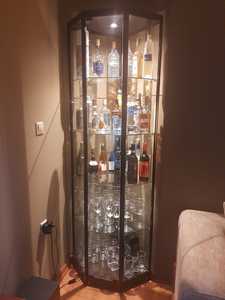 Vidrio moderno para escaparate Diseño geométrico Aluminio Perfilado Esquina Vitrina para tienda Publicidad Tienda Vitrinas - Product Image 4